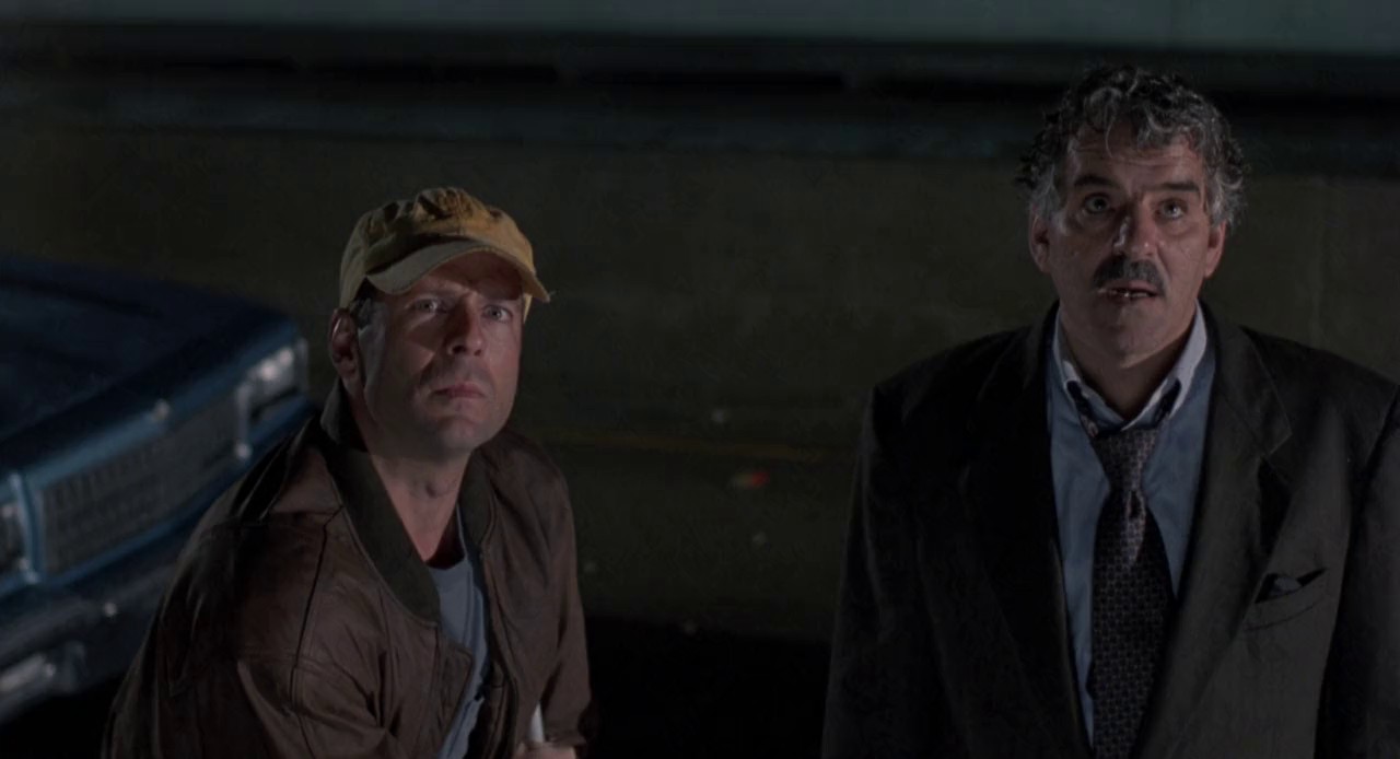 Striking Distance (1993) BluRay Hindi + Tam + Eng 720p x264 AVC AAC 2.0 ESub.mkv.0000
